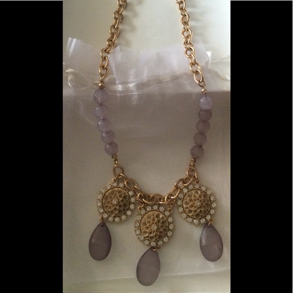Necklace - Picture 2 of 3